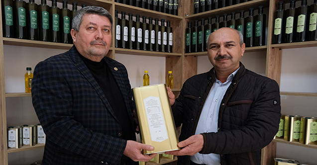 Başkan Okur, 'Paniğe gerek yok, elimizde yeterince zeytin yağımız var'