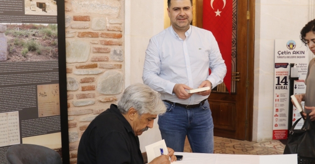 ‘Bir Kitap Bir Yazar’ın İlk Konuğu Hasan Özkılıç Oldu