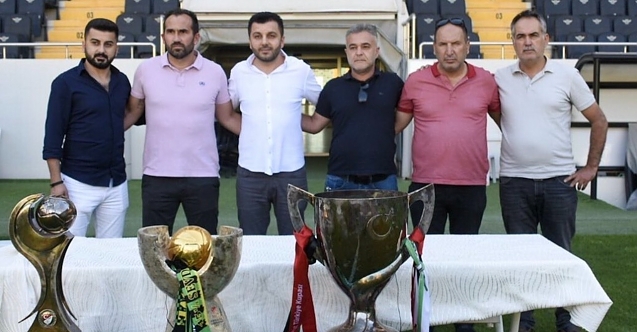 Theofanis Gekas Yeniden Akhisaspor’da