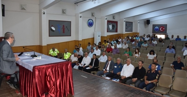 Salihli’de, yeni eğitim öğretim yılı öncesi trafik tedbirleri masaya yatırıldı