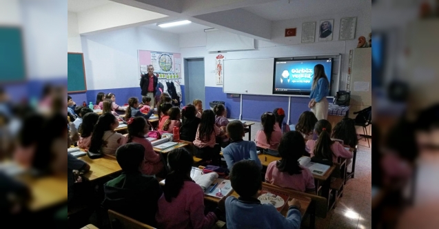 12 Yıl Önce Mezun Olduğu Okula 'Doktor' Olarak Döndü