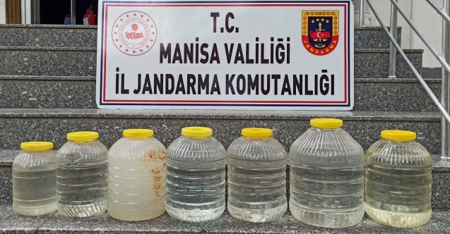 Manisa'da Litrelerce Kaçak Rakı ve Şarap Ele Geçirildi