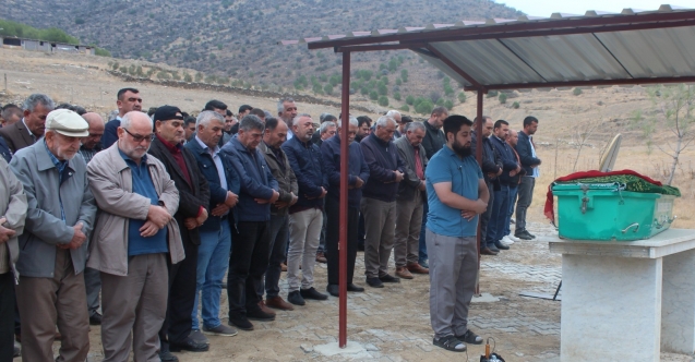 Uşak'taki Kazada Ölen Gençler Manisa'da Toprağa Verildi