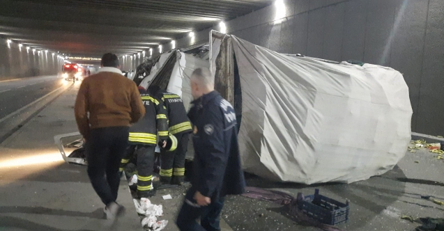 Turgutlu Köprülü Kavşak Tünelinde Kaza: 1’i Ağır 4 Yaralı