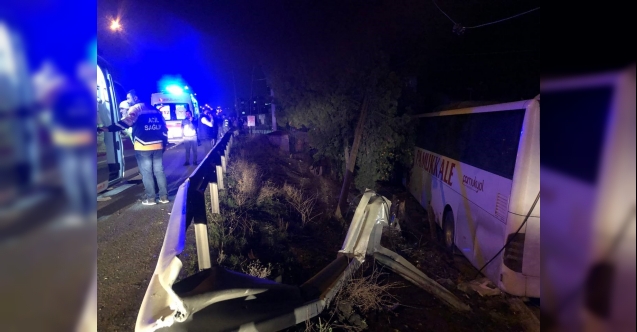 Yolcu Otobüsü Kamyonete Çarptı: 3'ü Çocuk 7 Yaralı