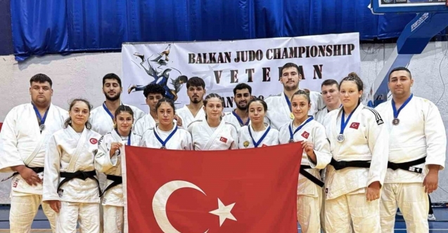 Enes Pınar bir ayda iki kez Balkanları fethetti