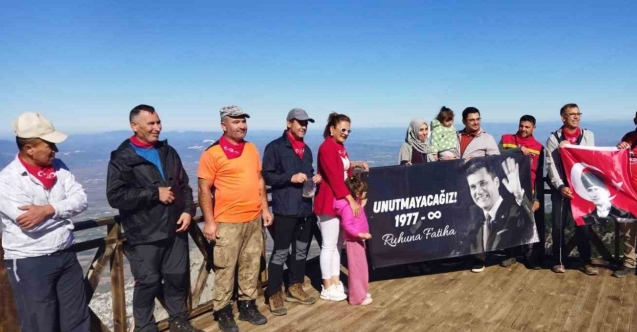 Manisa’da ’Şehitlikten zirveye’ 1500 metrelik anma tırmanışı