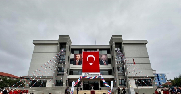 Sarıgöl’deki okulların resmi açılışı yapıldı
