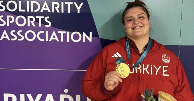 Rektör Kibar’dan judonun altın kızı Hilal Öztürk’e tebrik