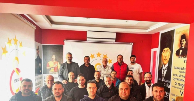 Salihli Galatasaray Taraftarları Derneği’nde Uğur Özçelik güven tazeledi