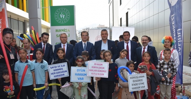 Salihli’de Dünya Çocuk Hakları Günü kutlandı