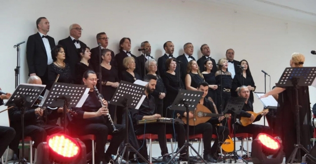 Sarıgöl’de Atatürk’ün sevdiği şarkılar seslendirildi