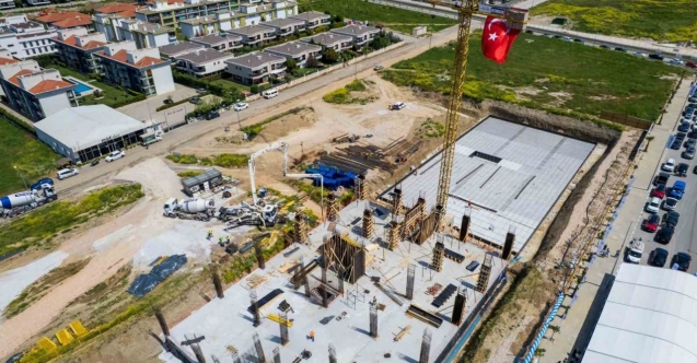 Manisa’da iş dünyasının yeni prestij merkezi Work&Life için ilk kazma vuruldu