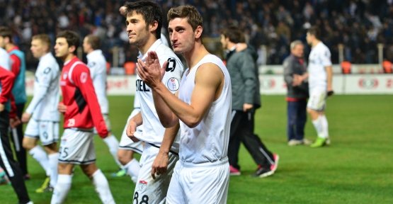 BENJAMİN FUCHS BÜYÜLÜYOR