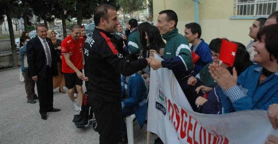 MANİSA’DA A MİLLİ TAKIM RÜZGARI