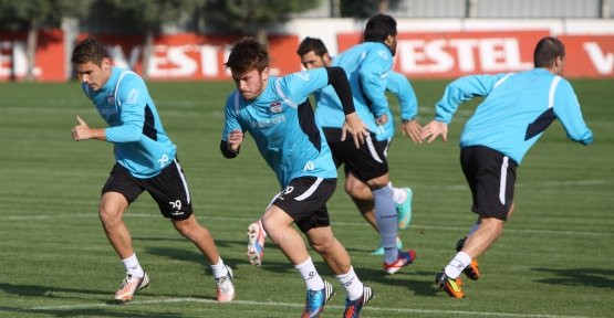 Manisaspor’da Gökay İravul sevinci!..