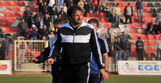 TURGUTLUSPOR’DA KORAY CİNEL İLE YOLLAR AYRILDI 