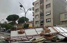 Fırtına çatıyı uçurdu, facianın eşiğinden dönüldü