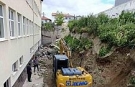 Selendi’de çöken okul duvarında yapım çalışmaları başladı