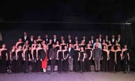 Çok sesli gençlik ve çocuk korosu sanatseverlerle buluştu