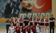 Turgutlu Belediyesi U17 Voleybol Takımı Manisa 2’ncisi