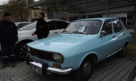 Yarım asırlık klasik otomobil 210 bin liraya yeni sahibini buldu