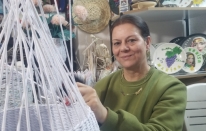 Atık Kağıtlar Kadınların Elinde Sanat Eserine Dönüşüyor