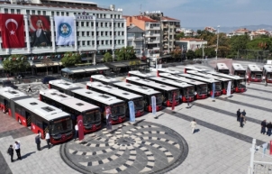 Büyükşehir Belediyesi Ulaşım Filosuna 15 Yeni Otobüs Daha Katıldı