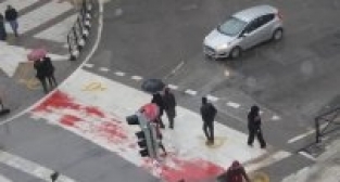 MANİSALILAR YAĞMURA HAZIRLIKSIZ YAKALANDI