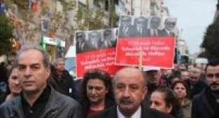 CHP MANİSA'DA YOLSUZLUK EYLEMİ YAPTI