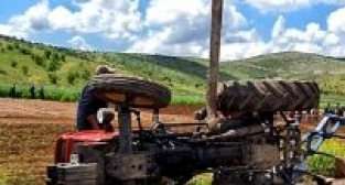 14 YAŞINDAKİ ÇOCUK FECİ ŞEKİLDE CAN VERDİ