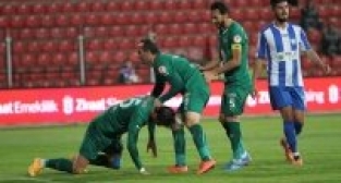 AKHİSAR BELEDİYESPOR TRABZONSPOR'A BİLENİYOR