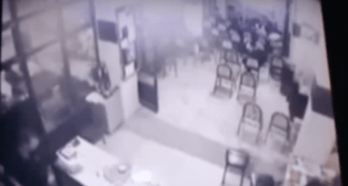 Kahvede Panik Anları!