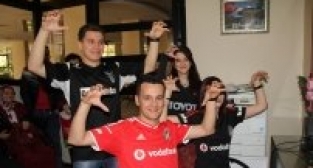 FANATİK BEŞİKTAŞLILAR HAYATINI BİRLEŞTİRDİ