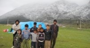 Manisa'daki Mültecilerin durumu yürekleri burktu