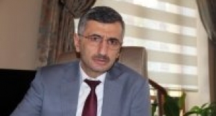 VALİ ERDOĞAN BEKTAŞ BÜYÜKŞEHİR MECLİSİNE AKİL ADAMLAR LAZIM