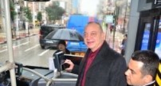 MANİSA'DA AKILLI TELEFONLA YOLCULUK DÖNEMİ