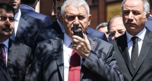 BAŞBAKAN TELSİZDEN ANONS ETTİ!