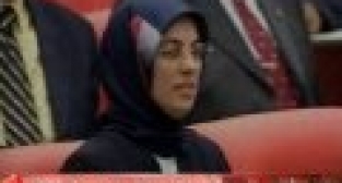 Erdoğan'dan Mecliste Türbana Yeşil Işık