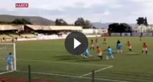 Manisa’da maçta kalp krizi geçiren futbolcu yaşamını yitirdi