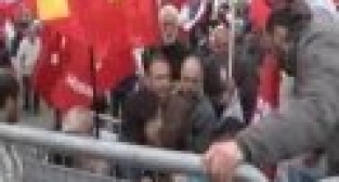 Silivri' de Barikatlar Yıkıldı