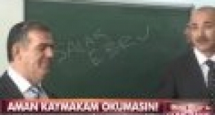 Kaymakam Korumalarının Salak ebru yazısını silmek için verdikleri mücadele