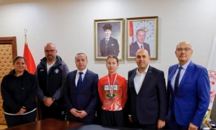 Dünya Şampiyonası yolcusu Tunçel için Akhisar’da ziyaret trafiği