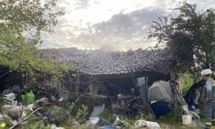 Manisa’da ev yangını: 1 kişi hayatını kaybetti