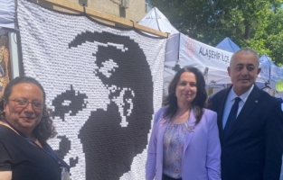 Manisa’da 7 bin 600 motifli Atatürk portresi sergiye damga vurdu