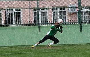 Manisa Büyükşehir Belediyespor'lu İlker Umut Dolu