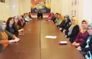 AK KADINLARDAN KILIÇDAROĞLU’NA TEPKİ