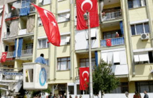 BAŞKAN KAYDA, ŞEHİDİN BABA OCAĞINDA