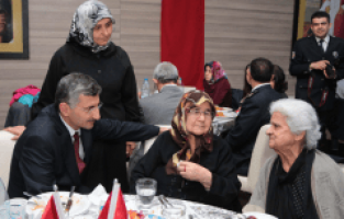 Şehit Aileleri Yemekte Buluştu