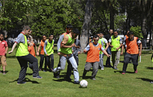 Engelleri Sporla Aştılar